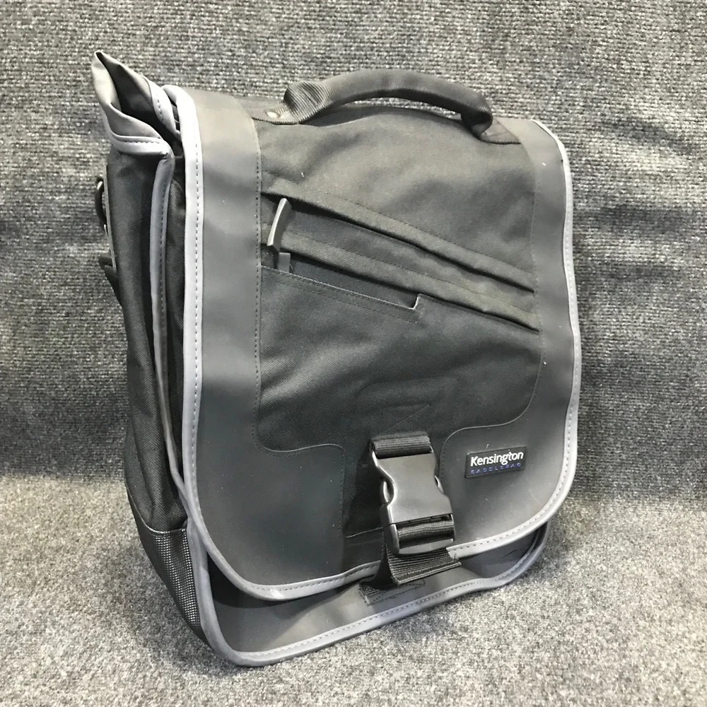 Kensington Saddlebag Ultra Black‎ Unisex Size Messenger F4355 Messenger Bag